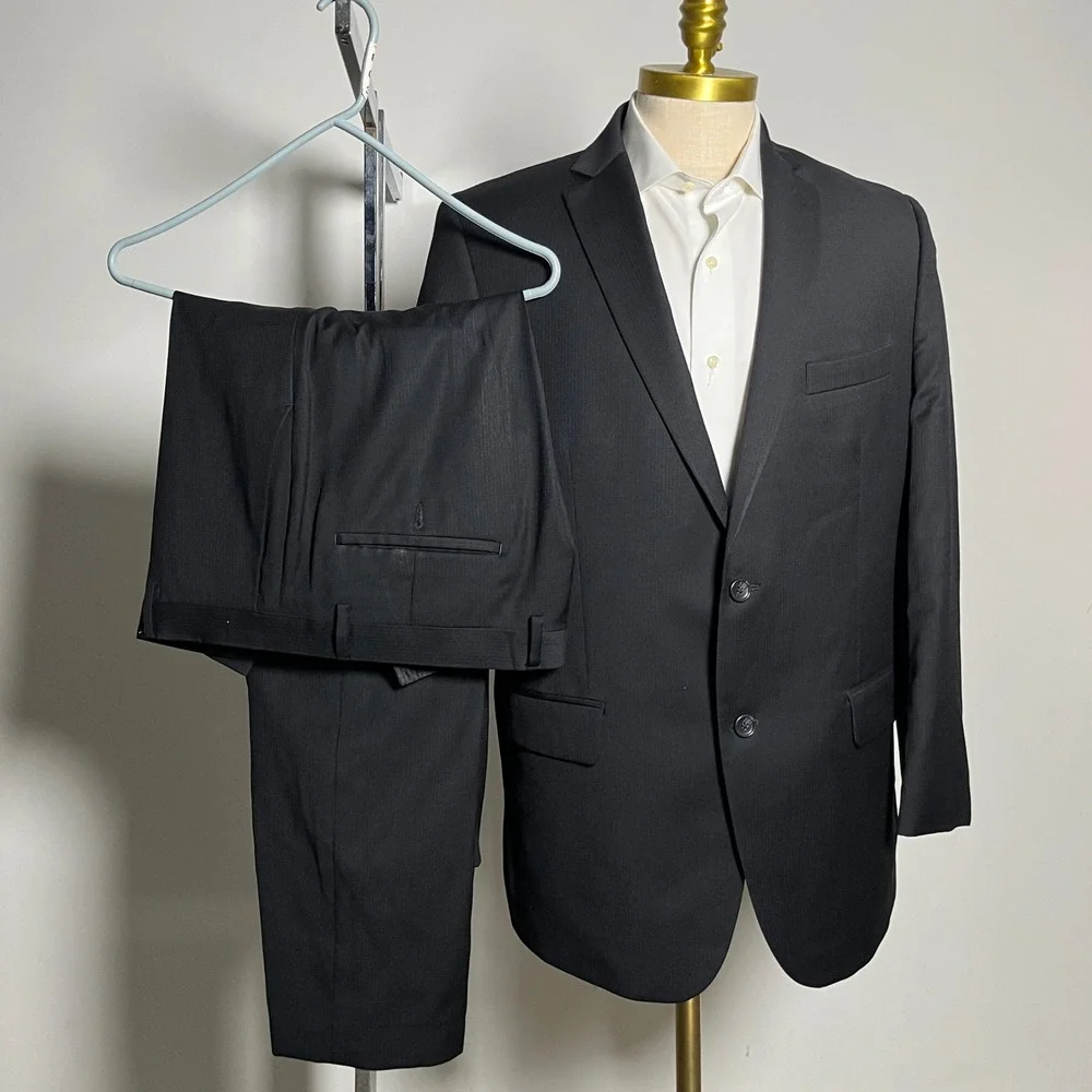 Marc‎ Anthony Suit Mens 44R 36W Black Solid Wool 2-Button Notch Lapel Side Vent